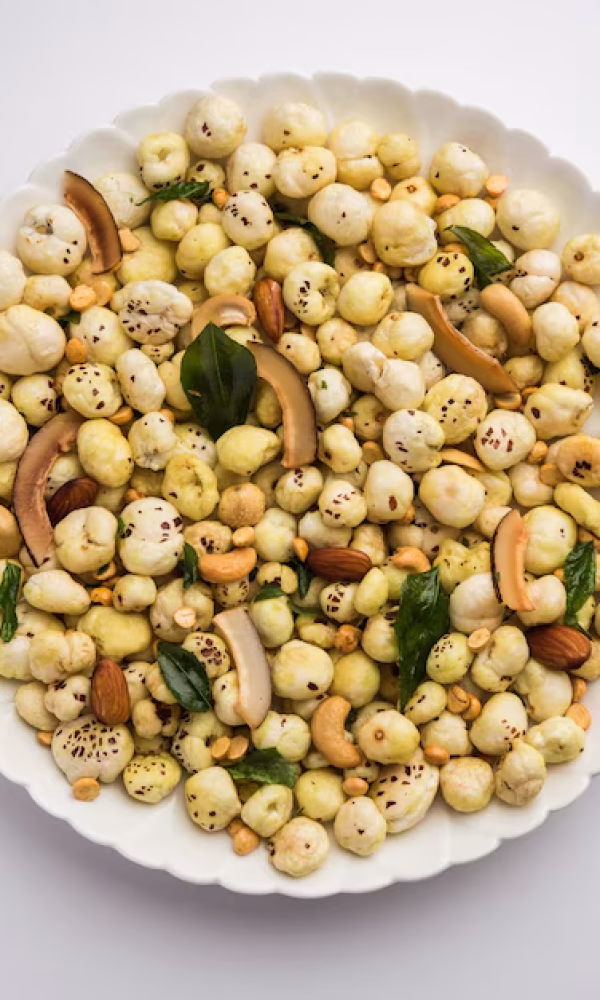 phool-makhana-chivda-is-crunchy-healthy-snack-from-india-perfect-teatime-served-bowl-plate-selective-focus_466689-51200